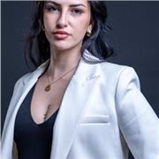 Lengua y lectura, ciencias, inglés (nivel básico, intermedio), filosofía